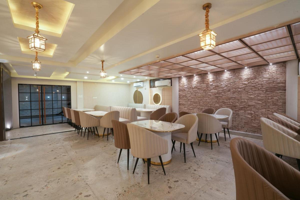 Hotel Square 36 كوتا المظهر الخارجي الصورة