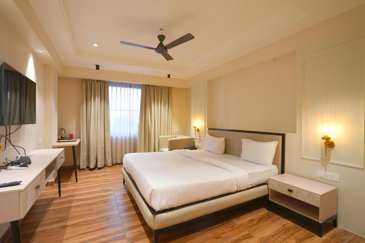 Hotel Square 36 كوتا المظهر الخارجي الصورة
