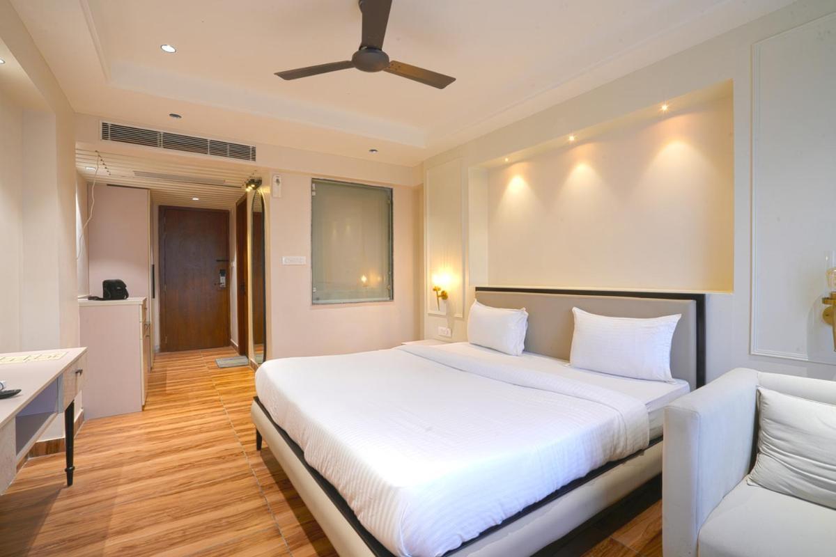 Hotel Square 36 كوتا المظهر الخارجي الصورة
