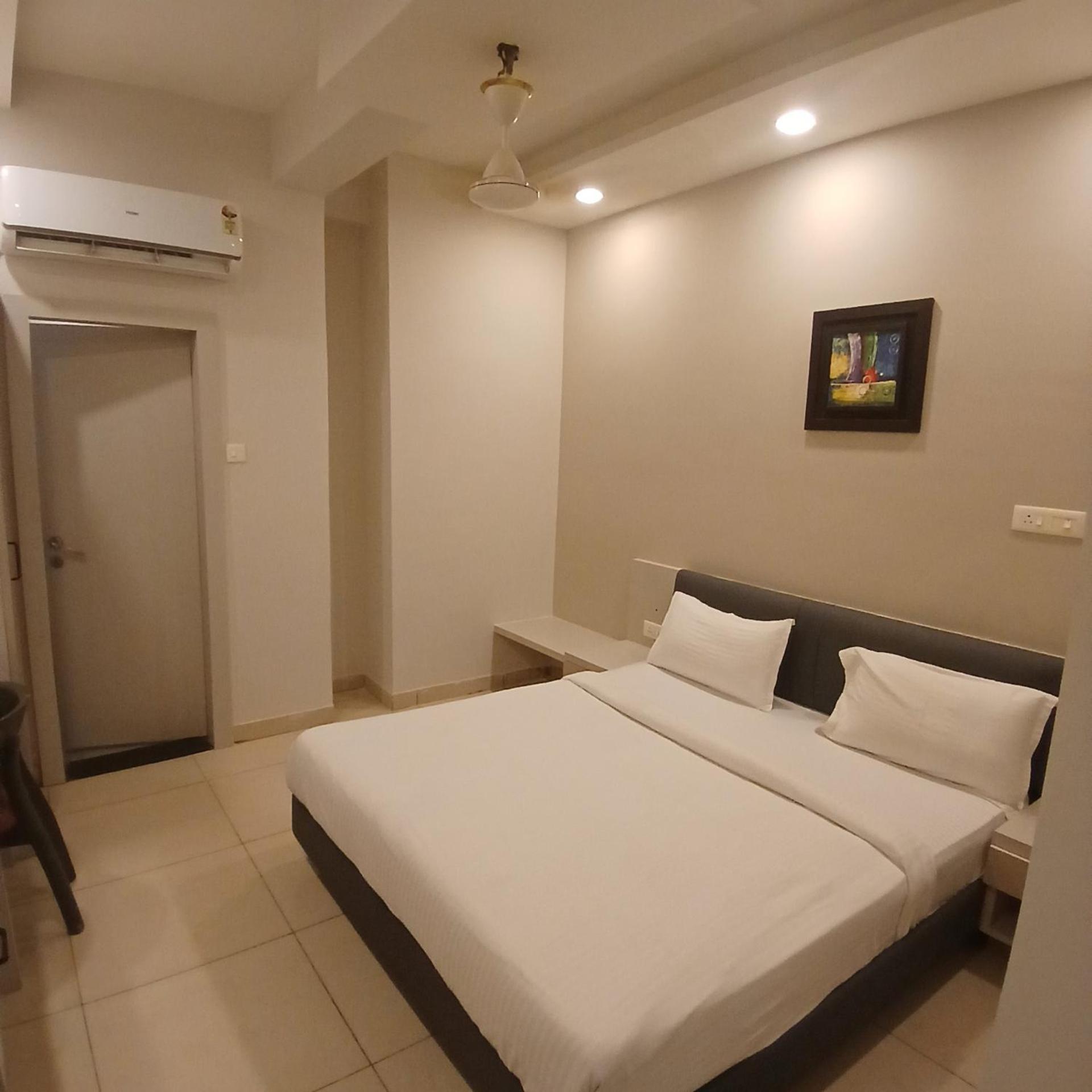 Hotel Square 36 كوتا المظهر الخارجي الصورة